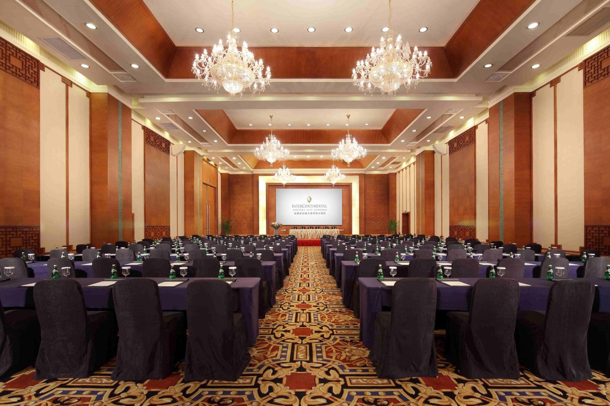 Holiday Inn Chengdu Century City-Westtower Exterior photo