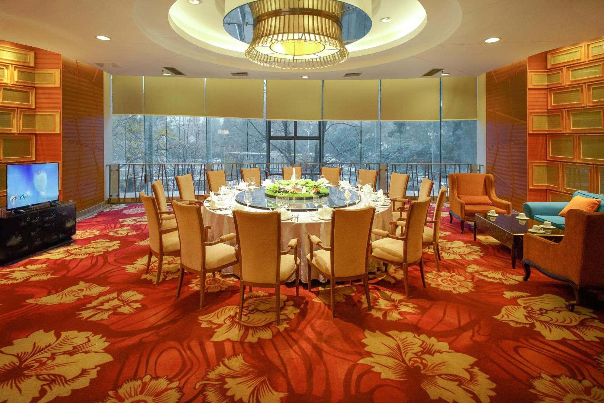 Holiday Inn Chengdu Century City-Westtower Exterior photo